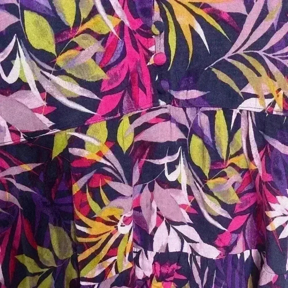 Torrid Tropical Multi Color Tiered Button Front Top Blouse 2 2X 18/20 - Picture 6 of 7